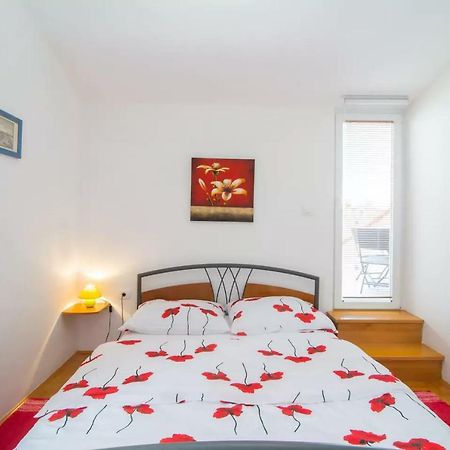 Charming Apartment Koper Exterior foto
